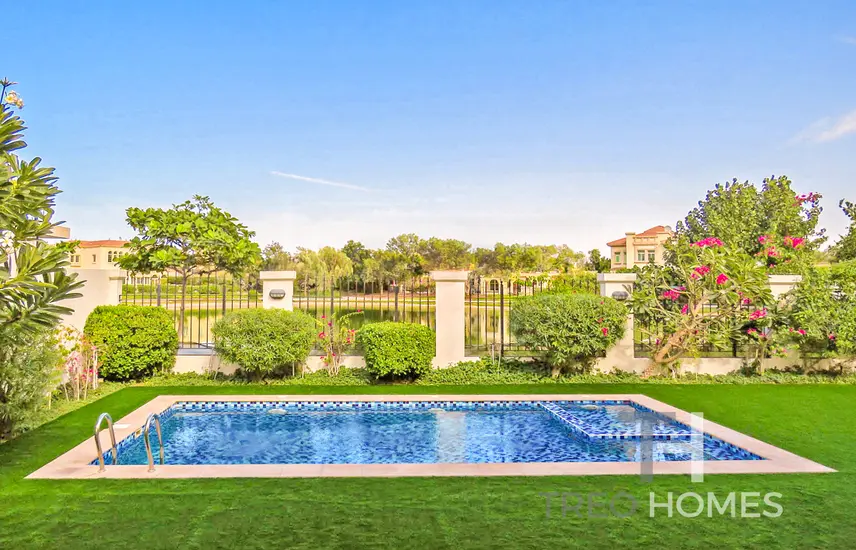 VILLA FOR SALE IN LEGACY, JUMEIRAH PARK