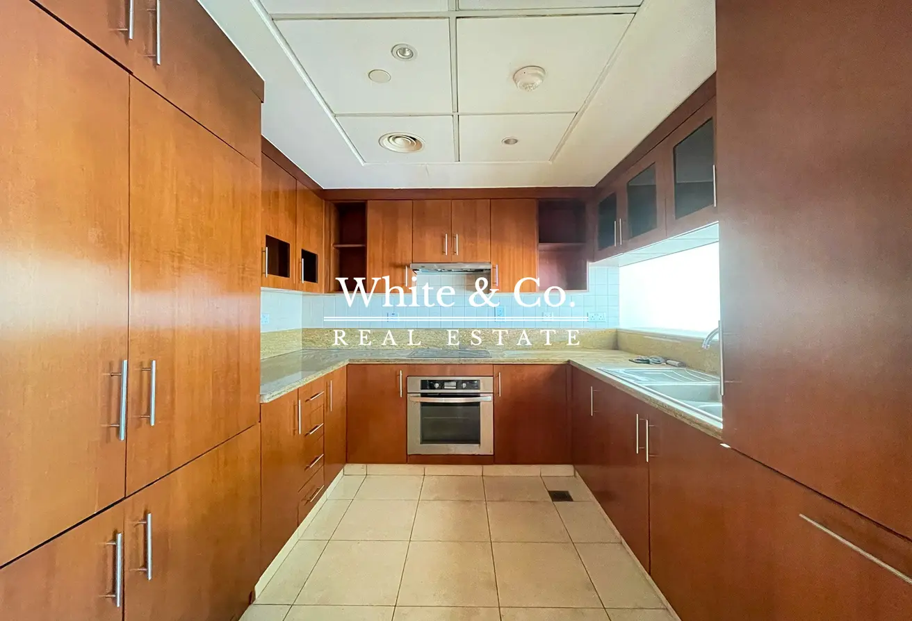 APARTMENT FOR SALE IN THE FAIRWAYS WEST, THE FAIRWAYS